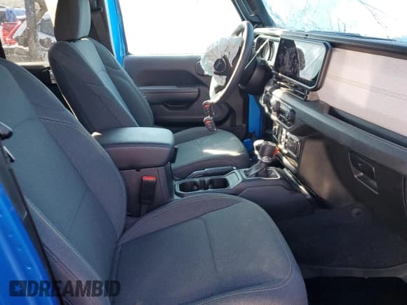 ✅ 2024 Jeep Wrangler Sport S • VIN: 1C4PJXDN8RW350027 • Лот: 84483655. Опубликован ранее на Copart с пробегом 6 705 миль. Бесплатный доступ к архиву аукционных продаж из США и подробный отчёт об истории автомобиля на DreamBid. Изображение 7.