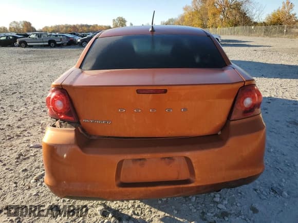 ✅ 2011 Dodge Avenger Express • VIN: 1B3BD4FB2BN583546 • Лот: 76861684. Опубликован ранее на Copart с пробегом 268 016 миль. Бесплатный доступ к архиву аукционных продаж из США и подробный отчёт об истории автомобиля на DreamBid. Изображение 6.