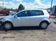 ✅ 2009 Volkswagen Rabbit S • VIN: WVWDA71K49W084907 • Lot: 42198880. Listed on IAAI with 160,293 mi. Free auction sales archive from the USA and detailed vehicle history report at DreamBid. Image 15.