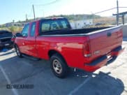 ✅ 2003 Ford F-150 XL • VIN: 2FTRX17213CA25521 • Lot: 42673697. Wystawiony na IAAI z przebiegiem 217 883 mil. Bezpłatny archiwum sprzedaży aukcyjnych z USA i szczegółowy raport historii pojazdu na DreamBid. Zdjęcie 3.