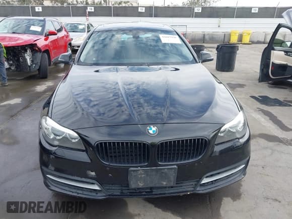 ✅ 2014 BMW 5 Series 535d • VIN: WBAXA5C50ED689812 • Lot: 43697938. Listed on IAAI with 150,132 mi. Free auction sales archive from the USA and detailed vehicle history report at DreamBid. Image 6.