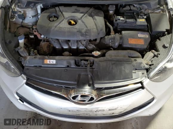 ✅ 2013 Hyundai Elantra GS • VIN: KMHDH6AE6DU011327 • Lot: 85819235. Listed on Copart with 121,567 mi. Free auction sales archive from the USA and detailed vehicle history report at DreamBid. Image 11.