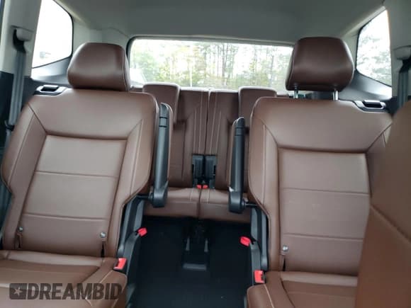 ✅ 2021 Volkswagen Atlas SE • VIN: 1V2KR2CA1MC557078 • Lot: 85010215. Listed on Copart with 74,161 mi. Free auction sales archive from the USA and detailed vehicle history report at DreamBid. Image 10.