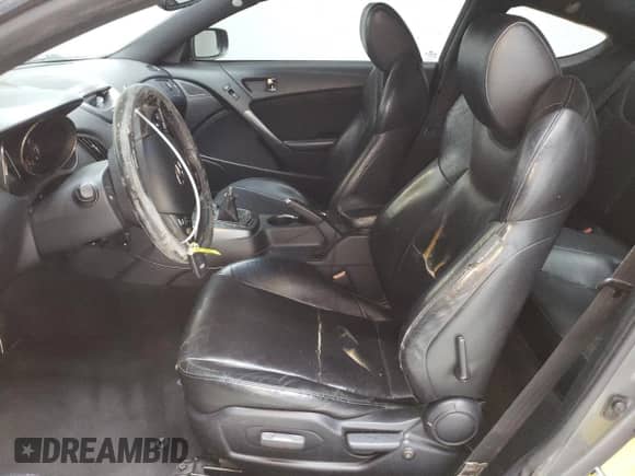 2012 Hyundai Genesis Coupe Track с VIN KMHHU6KH7CU078202, выставлен на аукционе Copart как лот 83786384 с пробегом 147 108 миль миль и Чистый • Clean title. История ставок и продаж доступна на DreamBid. Изображение 7.