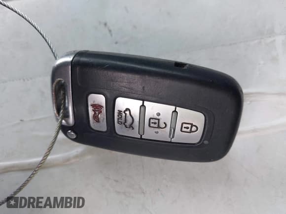 ✅ 2013 Kia Optima LX • VIN: KNAGM4AD8D5042059 • Lot: 43422191. Wystawiony na IAAI z przebiegiem 209 890 mil. Bezpłatny archiwum sprzedaży aukcyjnych z USA i szczegółowy raport historii pojazdu na DreamBid. Zdjęcie 11.