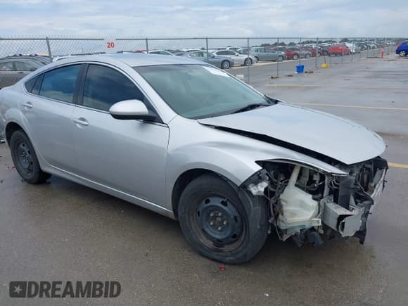 ✅ 2013 Mazda 6 i Sport • VIN: 1YVHZ8BH9D5M08834 • Лот: 42652545. Опубликован ранее на IAAI с пробегом 199 495 миль. Бесплатный доступ к архиву аукционных продаж из США и подробный отчёт об истории автомобиля на DreamBid. Изображение 1.