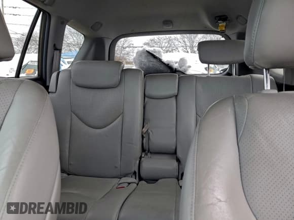 ✅ 2010 Toyota RAV4 Limited • VIN: 2T3YF4DV2AW019631 • Лот: 95033625. Опубликован ранее на Copart с пробегом 216 073 миль. Бесплатный доступ к архиву аукционных продаж из США и подробный отчёт об истории автомобиля на DreamBid. Изображение 10.