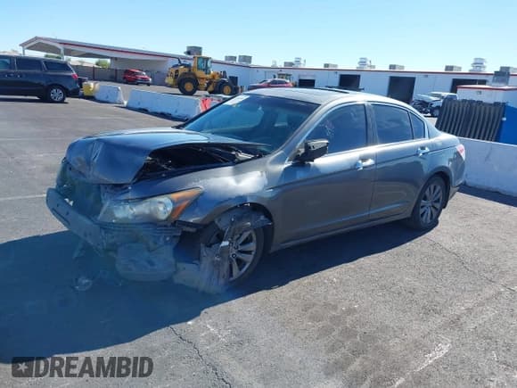 ✅ 2011 Honda Accord EX-L • VIN: 1HGCP3F89BA020477 • Lot: 43566680. Wystawiony na IAAI z przebiegiem 217 656 mil. Bezpłatny archiwum sprzedaży aukcyjnych z USA i szczegółowy raport historii pojazdu na DreamBid. Zdjęcie 15.