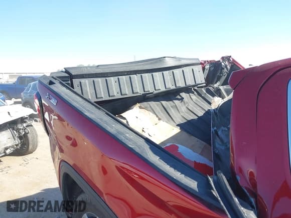 ✅ 2022 GMC Sierra 1500 SLT • VIN: 3GTUUDED3NG614679 • Lot: 41820016. Listed on IAAI with 66,232 mi. Free auction sales archive from the USA and detailed vehicle history report at DreamBid. Image 6.