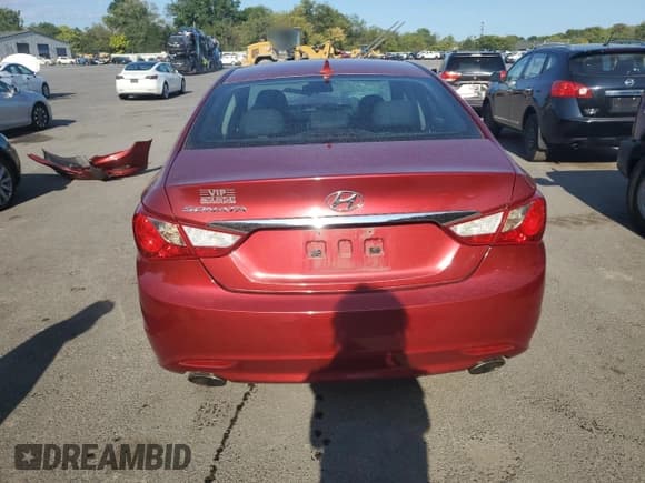 ✅ 2011 Hyundai Sonata SE • VIN: 5NPEC4AC3BH163695 • Lot: 71006194. Listed on Copart with 159,488 mi. Free auction sales archive from the USA and detailed vehicle history report at DreamBid. Image 6.