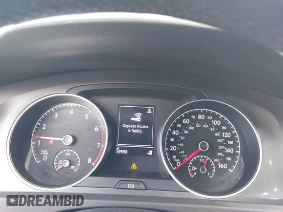 ✅ 2017 Volkswagen Golf S • VIN: 3VWH17AU3HM517065 • Лот: 43712188. Опубликован ранее на IAAI с пробегом 59 596 миль. Бесплатный доступ к архиву аукционных продаж из США и подробный отчёт об истории автомобиля на DreamBid. Изображение 7.