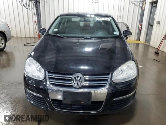 ✅ 2008 Volkswagen Jetta Wolfsburg Edition • VIN: 3VWRJ71K98M173468 • Лот: 59327574. Опубликован ранее на Copart с пробегом 66 338 миль. Бесплатный доступ к архиву аукционных продаж из США и подробный отчёт об истории автомобиля на DreamBid. Изображение 5.