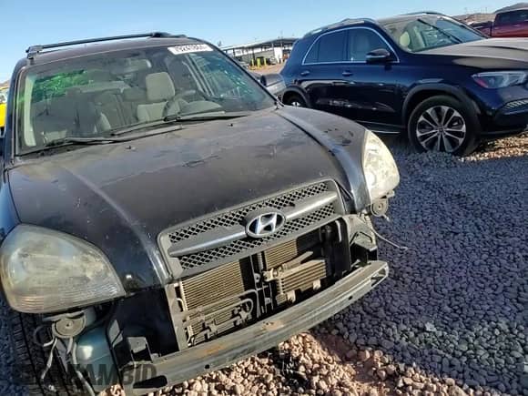 2008 Hyundai Tucson SE z VIN KM8JN12D58U799513, wystawiony jako Copart lot #79241864 z przebiegiem 172 077 mil mil oraz Szkoda całkowita • Salvage title. Historia ofert i sprzedaży dostępna na DreamBid. Obrazek 11.