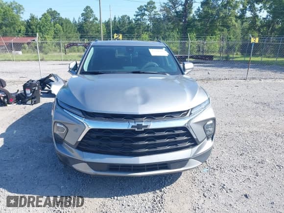 ✅ 2024 Chevrolet Blazer LT • VIN: 3GNKBDR47RS181725 • Lot: 42534532. Listed on IAAI with 26,004 mi. Free auction sales archive from the USA and detailed vehicle history report at DreamBid. Image 13.