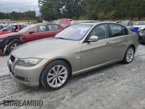 ✅ 2011 BMW 3 Series 328i • VIN: WBAPH7C53BE461090 • Lot: 90514815. Wystawiony na Copart z przebiegiem 163 513 mil. Bezpłatny archiwum sprzedaży aukcyjnych z USA i szczegółowy raport historii pojazdu na DreamBid. Zdjęcie 1.