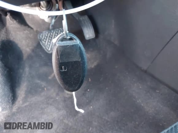 ✅ 2017 Nissan Altima SR • VIN: 1N4AL3AP3HC124126 • Lot: 43122717. Listed on IAAI with 99,824 mi. Free auction sales archive from the USA and detailed vehicle history report at DreamBid. Image 11.