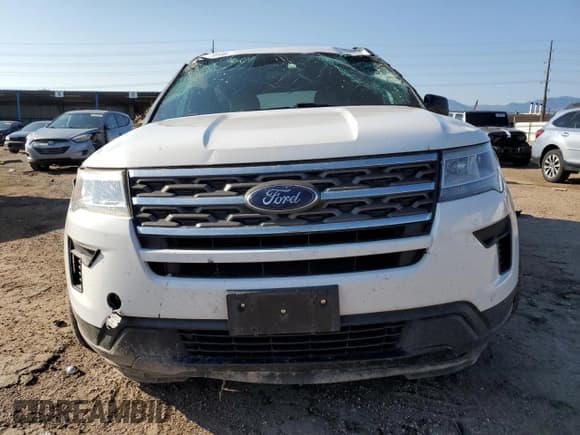 ✅ 2018 Ford Explorer • VIN: 1FM5K8B84JGB00396 • Lot: 71170105. Wystawiony na Copart z przebiegiem Nie podano. Bezpłatny archiwum sprzedaży aukcyjnych z USA i szczegółowy raport historii pojazdu na DreamBid. Zdjęcie 5.
