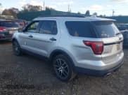 ✅ 2016 Ford Explorer Sport • VIN: 1FM5K8GT5GGB30156 • Lot: 43523245. Wystawiony na IAAI z przebiegiem 119 654 mil. Bezpłatny archiwum sprzedaży aukcyjnych z USA i szczegółowy raport historii pojazdu na DreamBid. Zdjęcie 3.