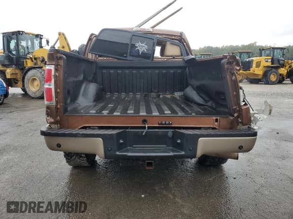 ✅ 2011 Ford F-150 Lariat • VIN: 1FTFW1EF2BFD38446 • Lot: 90442785. Wystawiony na Copart z przebiegiem 183 944 mil. Bezpłatny archiwum sprzedaży aukcyjnych z USA i szczegółowy raport historii pojazdu na DreamBid. Zdjęcie 6.