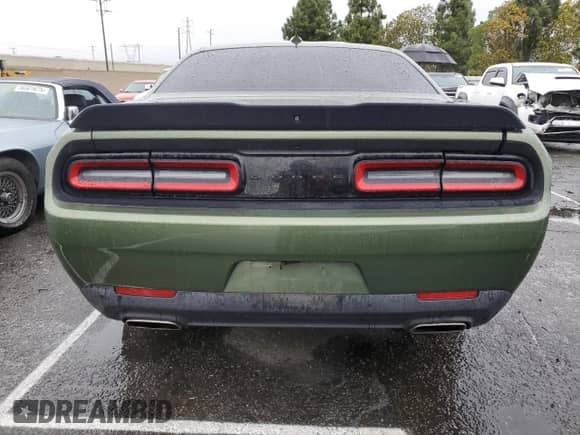 2020 Dodge Challenger SXT z VIN 2C3CDZAG8LH214711, wystawiony jako Copart lot #84909715 z przebiegiem 54 944 mil mil oraz Szkoda całkowita • Salvage title. Historia ofert i sprzedaży dostępna na DreamBid. Obrazek 6.