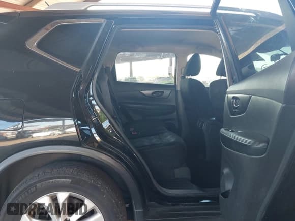 ✅ 2016 Nissan Rogue SV • VIN: 5N1AT2MV9GC917830 • Lot: 43290815. Listed on IAAI with 173,955 mi. Free auction sales archive from the USA and detailed vehicle history report at DreamBid. Image 8.