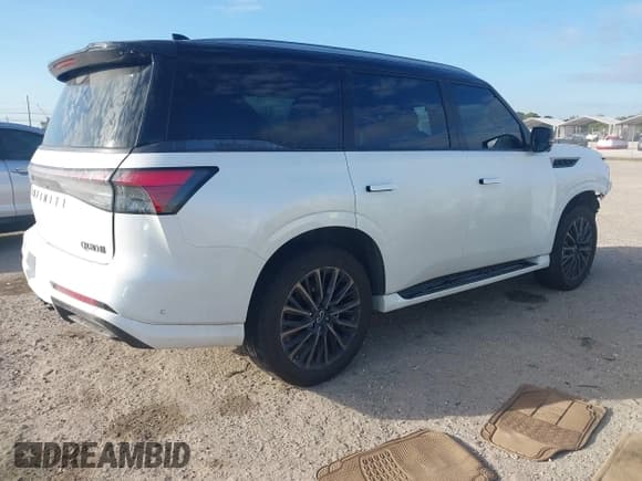✅ 2025 Infiniti QX80 Autograph • VIN: JN8AZ3CC3S9600743 • Lot: 41541726. Listed on IAAI with 2,830 mi. Free auction sales archive from the USA and detailed vehicle history report at DreamBid. Image 4.