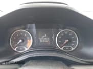 ✅ 2017 Jeep Renegade Latitude • VIN: ZACCJABBXHPF38001 • Лот: 43576595. Опубликован ранее на IAAI с пробегом Не указан. Бесплатный доступ к архиву аукционных продаж из США и подробный отчёт об истории автомобиля на DreamBid. Изображение 7.