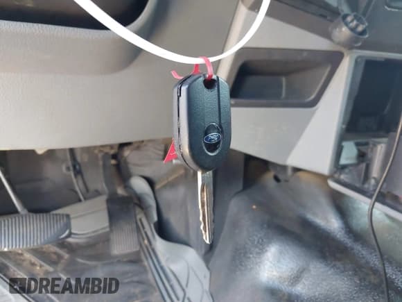 ✅ 2016 Ford F-250 XL • VIN: 1FT7W2AT9GEC72030 • Лот: 42058392. Опубликован ранее на IAAI с пробегом Не указан. Бесплатный доступ к архиву аукционных продаж из США и подробный отчёт об истории автомобиля на DreamBid. Изображение 11.