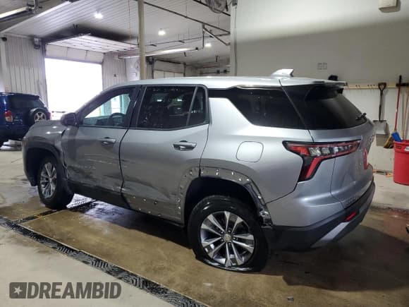 ✅ 2025 Chevrolet Equinox FWD LT • VIN: 3GNAXHEG4SL212207 • Lot: 92156345. Listed on Copart with 21,546 mi. Free auction sales archive from the USA and detailed vehicle history report at DreamBid. Image 2.