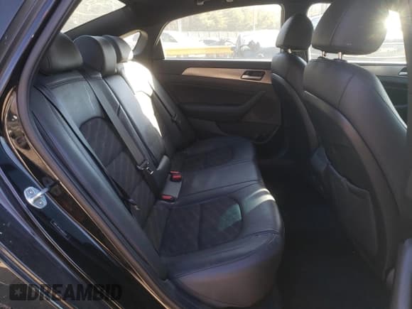 ✅ 2018 Hyundai Sonata Limited • VIN: 5NPE34AF1JH681927 • Lot: 73059062. Listed on Copart with 81,076 mi. Free auction sales archive from the USA and detailed vehicle history report at DreamBid. Image 10.