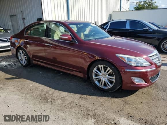 2012 Hyundai Genesis 3.8L с VIN KMHGC4DD4CU191036, выставлен на аукционе Copart как лот 73804614 с пробегом Не указан миль и На запчасти • Non repairable. История ставок и продаж доступна на DreamBid. Изображение 4.