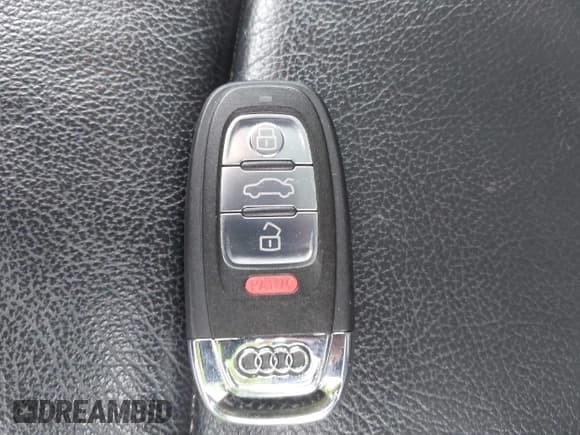 ✅ 2015 Audi Q5 Premium Plus • VIN: WA1LFAFP3FA147240 • Лот: 43828914. Опубликован ранее на IAAI с пробегом 114 004 миль. Бесплатный доступ к архиву аукционных продаж из США и подробный отчёт об истории автомобиля на DreamBid. Изображение 11.