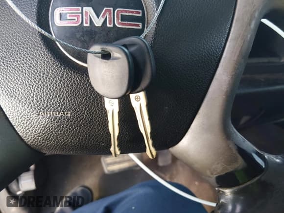 ✅ 2008 GMC Sierra 1500 SLE1 • VIN: 3GTEC13J28G288943 • Лот: 43809670. Опубликован ранее на IAAI с пробегом 307 321 миль. Бесплатный доступ к архиву аукционных продаж из США и подробный отчёт об истории автомобиля на DreamBid. Изображение 11.