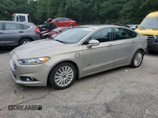✅ 2015 Ford Fusion SE Luxury • VIN: 3FA6P0PU3FR124132 • Лот: 67377575. Опубликован ранее на Copart с пробегом 209 784 миль. Бесплатный доступ к архиву аукционных продаж из США и подробный отчёт об истории автомобиля на DreamBid. Изображение 1.