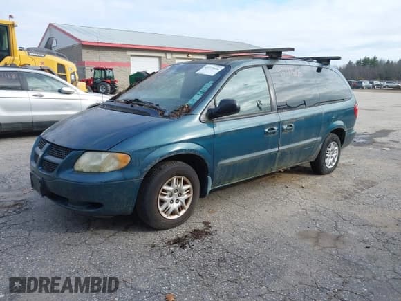 ✅ 2002 Dodge Caravan Sport • VIN: 1B4GP44352B705113 • Lot: 43777606. Listed on IAAI with 197,020 mi. Free auction sales archive from the USA and detailed vehicle history report at DreamBid. Image 2.