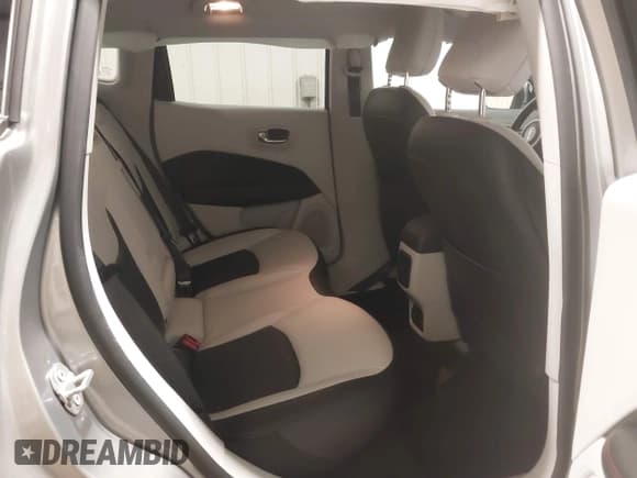 ✅ 2020 Jeep Compass Limited • VIN: 3C4NJDCB1LT222917 • Lot: 42719865. Listed on IAAI with 62,459 mi. Free auction sales archive from the USA and detailed vehicle history report at DreamBid. Image 8.