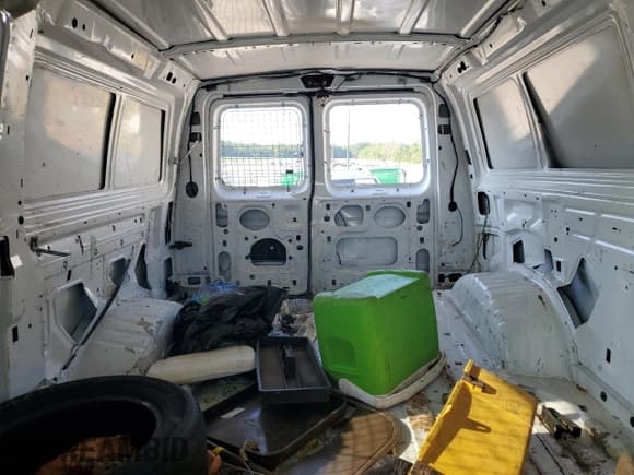 ✅ 2007 Ford Econoline Cargo Commercial • VIN: 1FTNE14W27DB39755 • Lot: 59115615. Wystawiony na Copart z przebiegiem Nie podano. Bezpłatny archiwum sprzedaży aukcyjnych z USA i szczegółowy raport historii pojazdu na DreamBid. Zdjęcie 10.