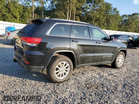 ✅ 2015 Jeep Grand Cherokee Laredo • VIN: 1C4RJEAG2FC707086 • Lot: 84167785. Listed on Copart with 100,035 mi. Free auction sales archive from the USA and detailed vehicle history report at DreamBid. Image 3.
