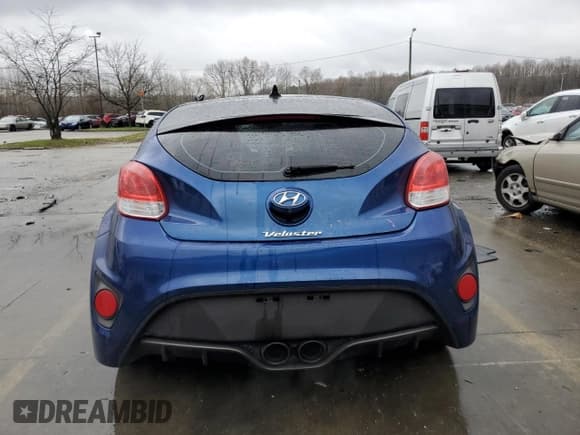 ✅ 2017 Hyundai Veloster Value Edition • VIN: KMHTC6AD1HU317651 • Lot: 83783264. Wystawiony na Copart z przebiegiem 109 265 mil. Bezpłatny archiwum sprzedaży aukcyjnych z USA i szczegółowy raport historii pojazdu na DreamBid. Zdjęcie 6.