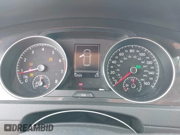 ✅ 2018 Volkswagen Golf S • VIN: 3VWG17AU2JM275371 • Lot: 41336711. Listed on IAAI with 52,523 mi. Free auction sales archive from the USA and detailed vehicle history report at DreamBid. Image 7.