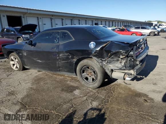 2017 Dodge Challenger R/T с VIN 2C3CDZBT5HH658664, выставлен на аукционе Copart как лот 90016645 с пробегом Не указан миль и Чистый • Clean title. История ставок и продаж доступна на DreamBid. Изображение 2.