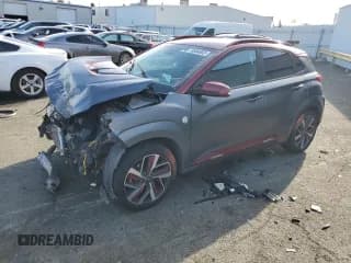 ✅ 2019 Hyundai Kona Ultimate • VIN: KM8K53A55KU309122 • Лот: 78554663. Опубликован ранее на Copart с пробегом 121 889 миль. Бесплатный доступ к архиву аукционных продаж из США и подробный отчёт об истории автомобиля на DreamBid. Изображение 1.