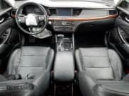 ✅ 2018 Kia Cadenza Premium • VIN: KNALC4J18J5104756 • Lot: 49702635. Wystawiony na Copart z przebiegiem 68 459 mil. Bezpłatny archiwum sprzedaży aukcyjnych z USA i szczegółowy raport historii pojazdu na DreamBid. Zdjęcie 8.