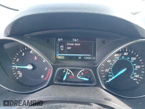 ✅ 2015 Ford Escape Titanium • VIN: 1FMCU9J93FUA72603 • Lot: 41631058. Listed on IAAI with 138,687 mi. Free auction sales archive from the USA and detailed vehicle history report at DreamBid. Image 7.