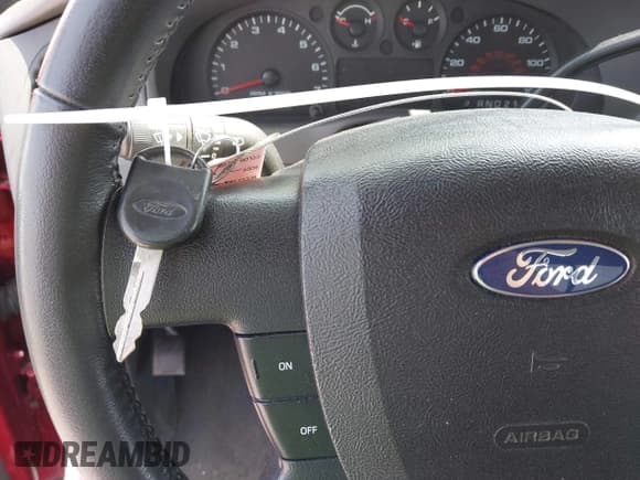 ✅ 2010 Ford Ranger XL • VIN: 1FTKR1ED0APA01092 • Lot: 42327462. Listed on IAAI with 140,514 mi. Free auction sales archive from the USA and detailed vehicle history report at DreamBid. Image 11.