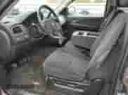 2007 Chevrolet Suburban LT z VIN 1GNFK16367J264668, wystawiony jako Copart lot #91350005 z przebiegiem 143 693 mil mil oraz Czysty tytuł • Clean title. Historia ofert i sprzedaży dostępna na DreamBid. Obrazek 7.