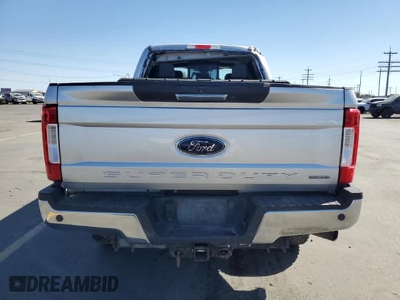 ✅ 2019 Ford F-250 Lariat • VIN: 1FT7W2B68KEE95063 • Lot: 81047965. Listed on Copart with Not provided. Free auction sales archive from the USA and detailed vehicle history report at DreamBid. Image 6.