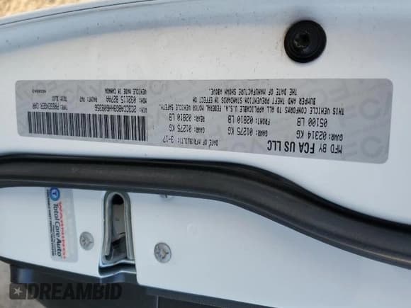 ✅ 2017 Chrysler 300 S • VIN: 2C3CCABG9HH608356 • Лот: 74047514. Опубликован ранее на Copart с пробегом 104 711 миль. Бесплатный доступ к архиву аукционных продаж из США и подробный отчёт об истории автомобиля на DreamBid. Изображение 13.