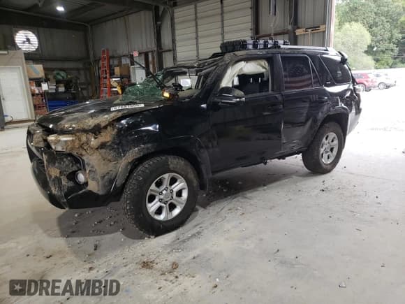 ✅ 2015 Toyota 4Runner SR5 Premium • VIN: JTEBU5JR8F5238533 • Lot: 67687555. Wystawiony na Copart z przebiegiem 196 729 mil. Bezpłatny archiwum sprzedaży aukcyjnych z USA i szczegółowy raport historii pojazdu na DreamBid. Zdjęcie 1.