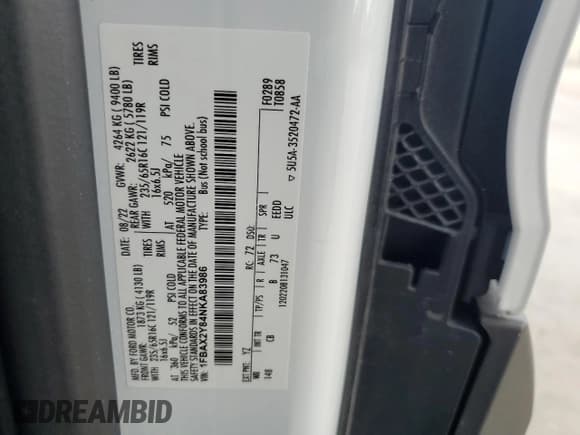 ✅ 2022 Ford Transit Passenger XL • VIN: 1FBAX2Y84NKA83986 • Lot: 77745014. Wystawiony na Copart z przebiegiem Nie podano. Bezpłatny archiwum sprzedaży aukcyjnych z USA i szczegółowy raport historii pojazdu na DreamBid. Zdjęcie 13.